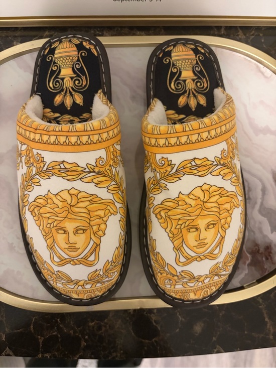 Other - Luxury slippers